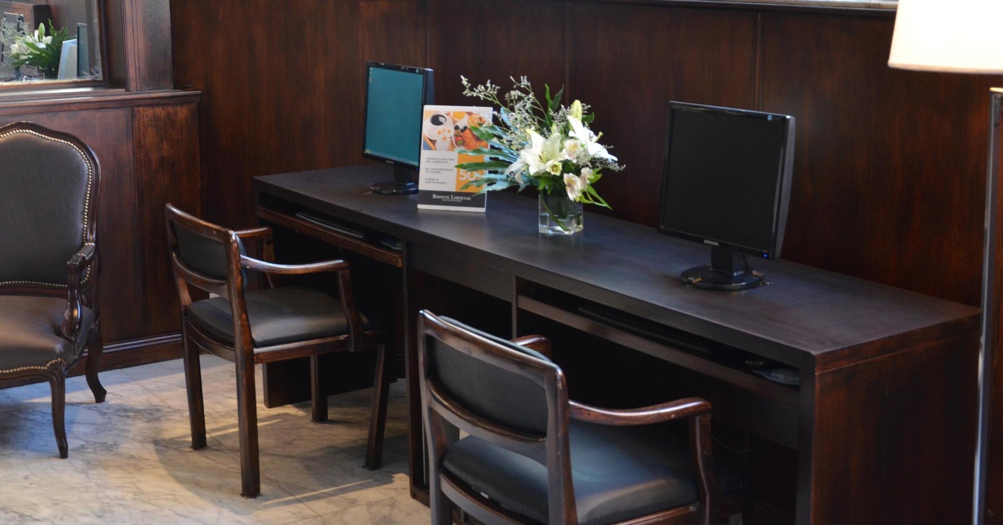 Bisonte Libertad Hotel Буенос Айрес Екстериор снимка
