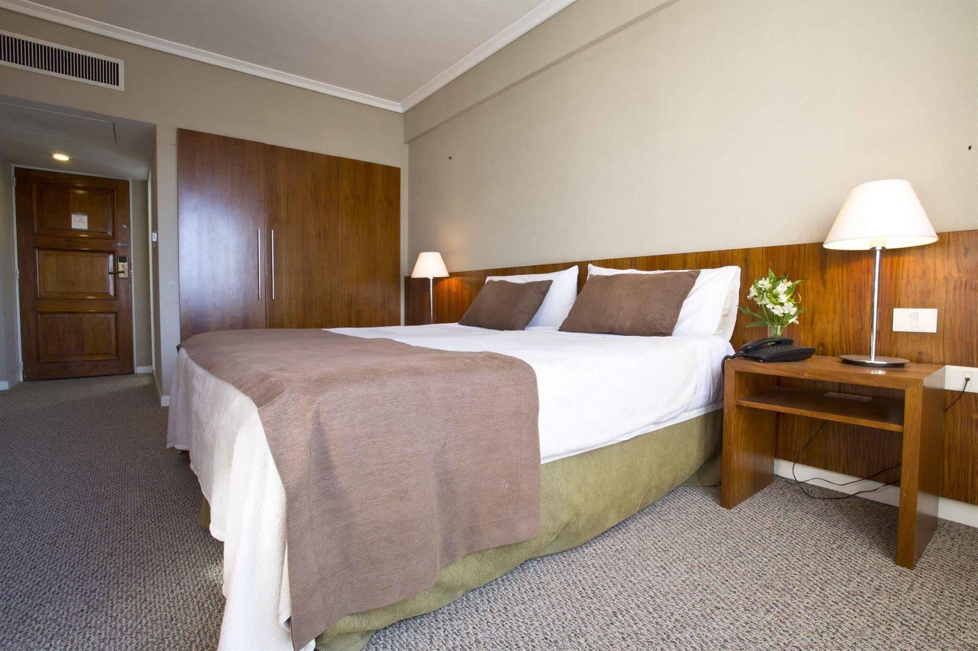Bisonte Libertad Hotel Буенос Айрес Екстериор снимка