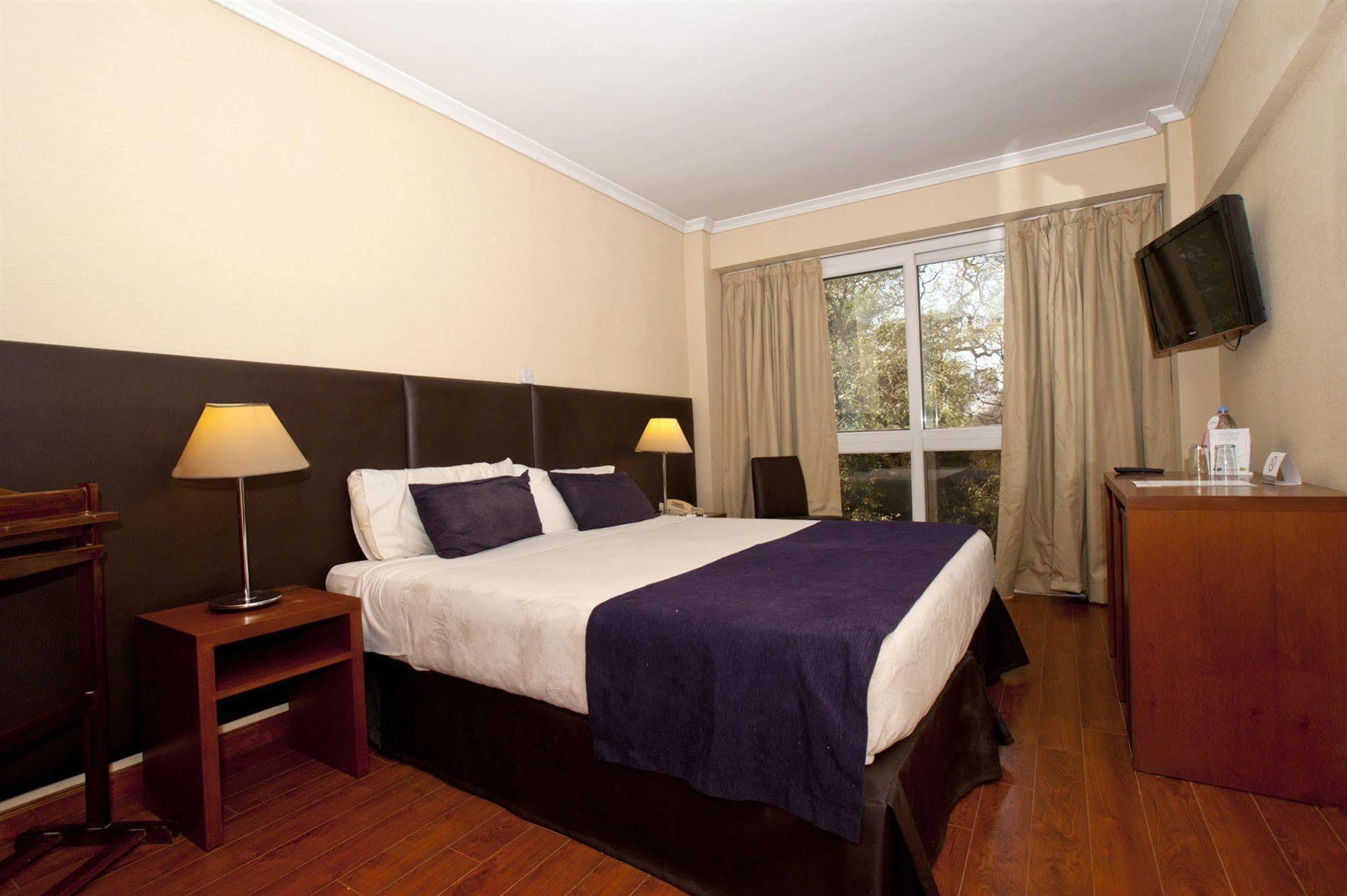 Bisonte Libertad Hotel Буенос Айрес Екстериор снимка