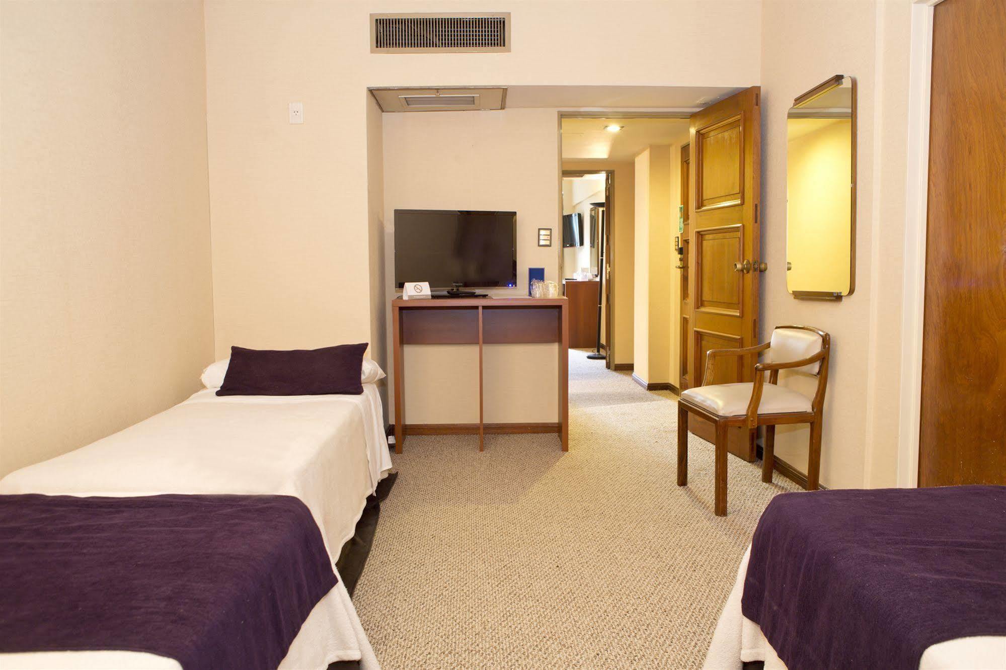 Bisonte Libertad Hotel Буенос Айрес Екстериор снимка